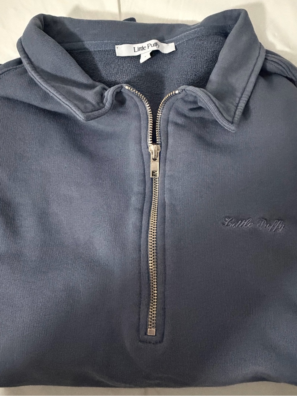 Women’s Little Puffy Sweatshirt 100% cotton size L
